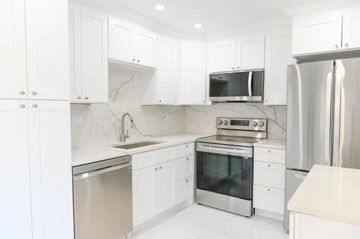 Unit for sale at 282 Burgundy F, Delray Beach, FL 33484