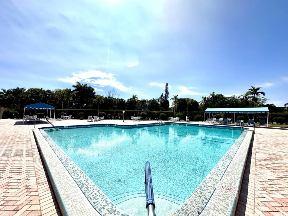 Unit for sale at 719 Lori Drive, Palm Springs, FL 33461