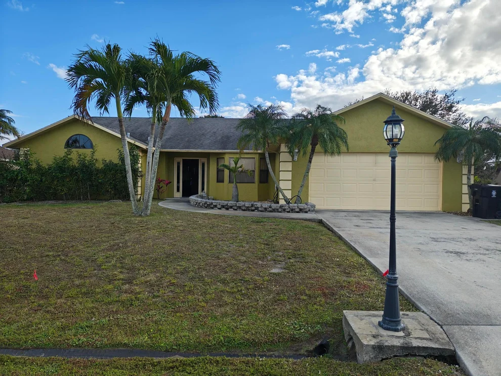 Unit for sale at 222 SW Fairchild Avenue, Port St Lucie, FL 34984