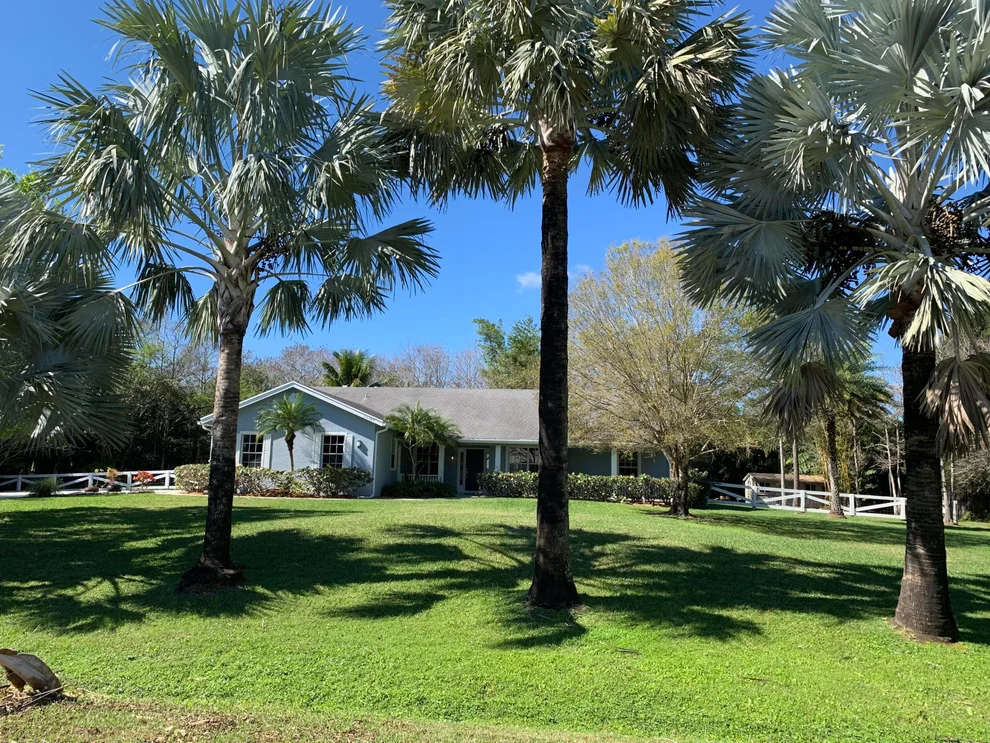 Unit for sale at 15385 87th Trail N, West Palm Beach, FL 33418