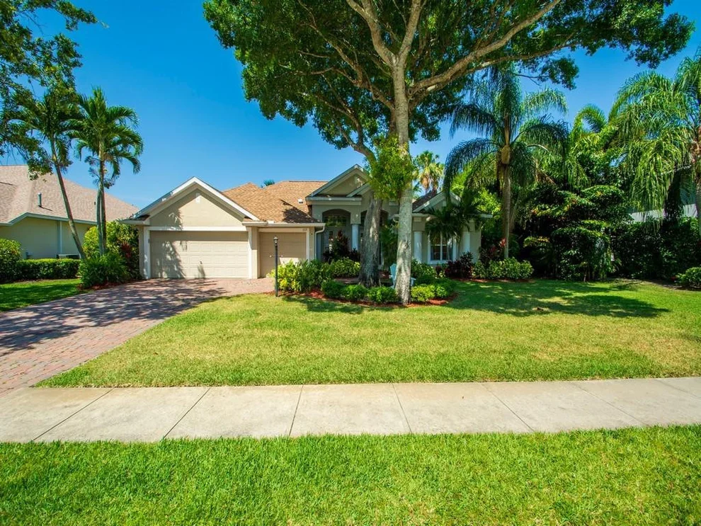 Unit for sale at 573 44th Avenue, Vero Beach, FL 32968