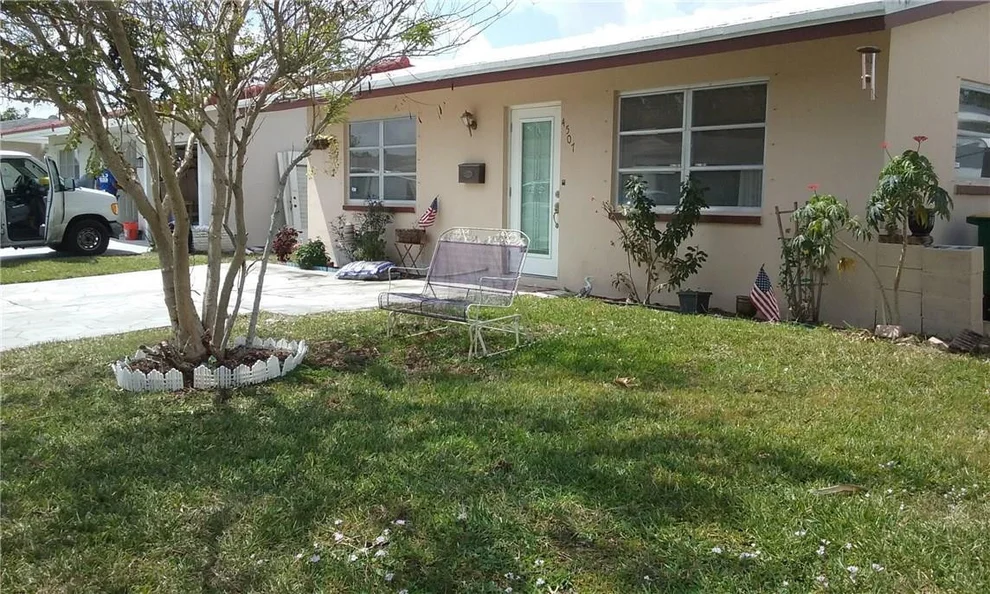 Unit for sale at 4507 NW 43rd Avenue, Tamarac, FL 33319