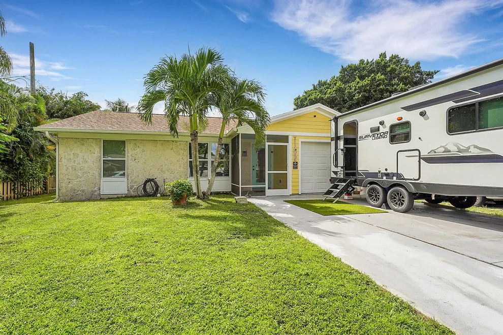Unit for sale at 3004 SE Bamboo Street, Stuart, FL 34997