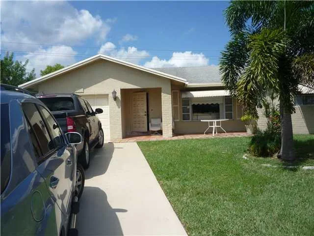 Unit for sale at 7013 NW 99th Way, Tamarac, FL 33321