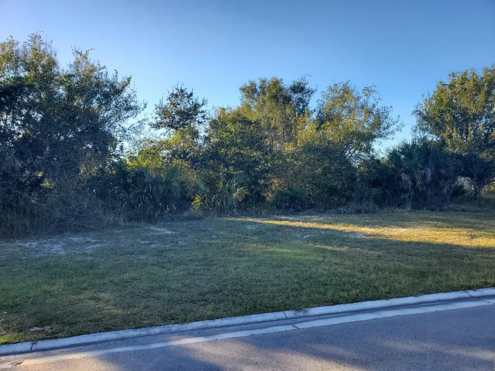 Unit for sale at 2711 Bent Pine Drive, Fort Pierce, FL 34951