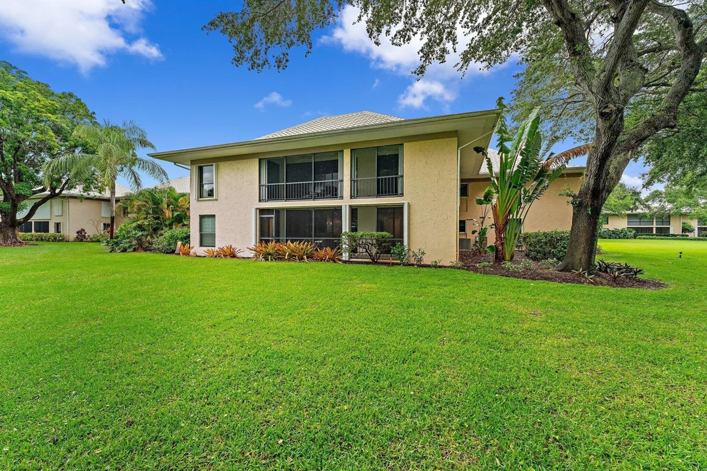 Unit for sale at 10 SE Turtle Creek Drive, Tequesta, FL 33469