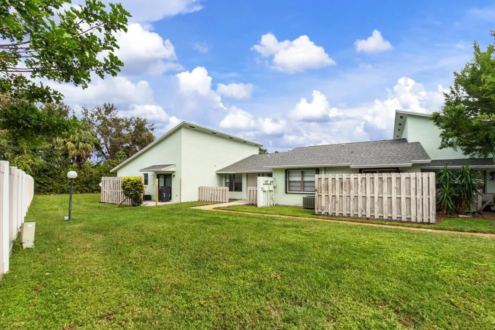 Unit for sale at 431 Jupiter Lakes Boulevard, Jupiter, FL 33458