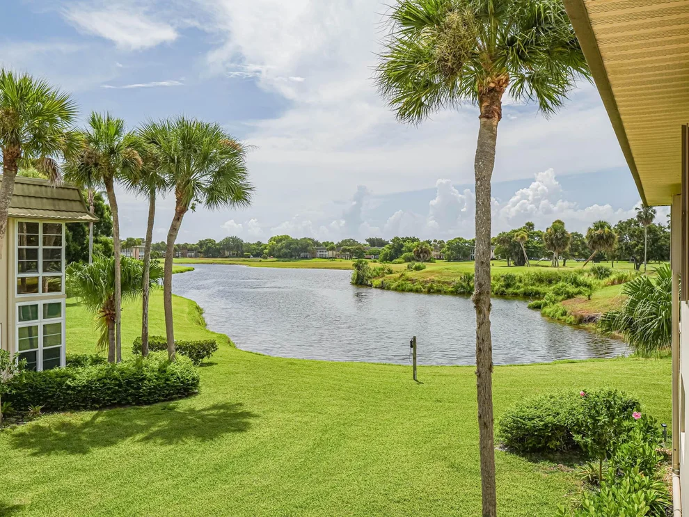 Unit for sale at 36 Vista Gardens Trail, Vero Beach, FL 32962