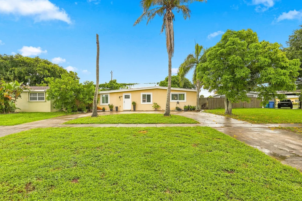 Unit for sale at 730 GARDENIA Drive, Royal Palm Beach, FL 33411