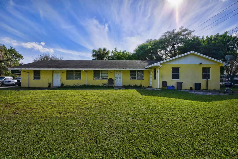 Unit for sale at 8867 Sunset Drive, Palm Beach Gardens, FL 33410