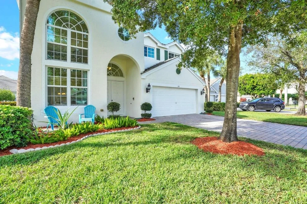 Unit for sale at 108 Devonshire Circle, Royal Palm Beach, FL 33414