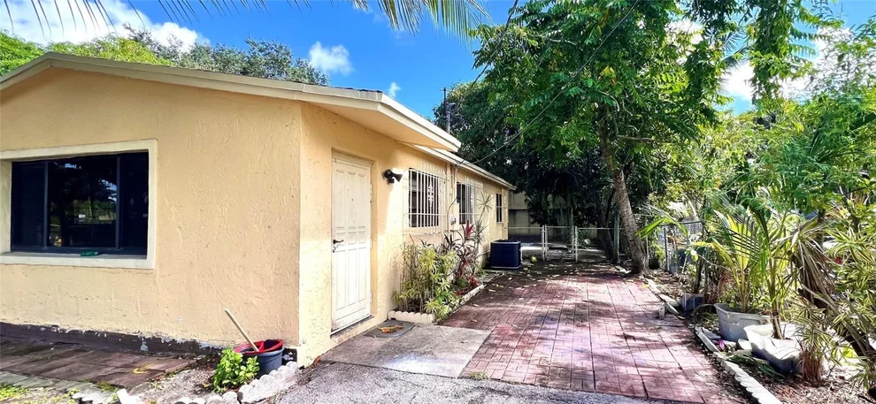 Unit for sale at 6000 NW 41st Terrace, North Lauderdale, FL 33319
