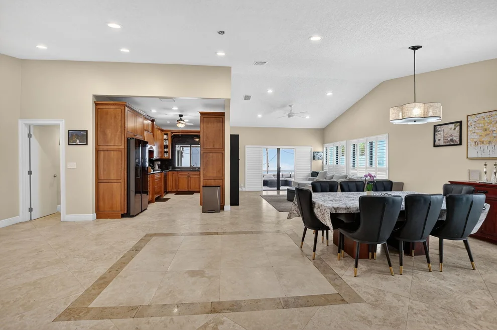 Unit for sale at 6790 Jardin Place, Boca Raton, FL 33433