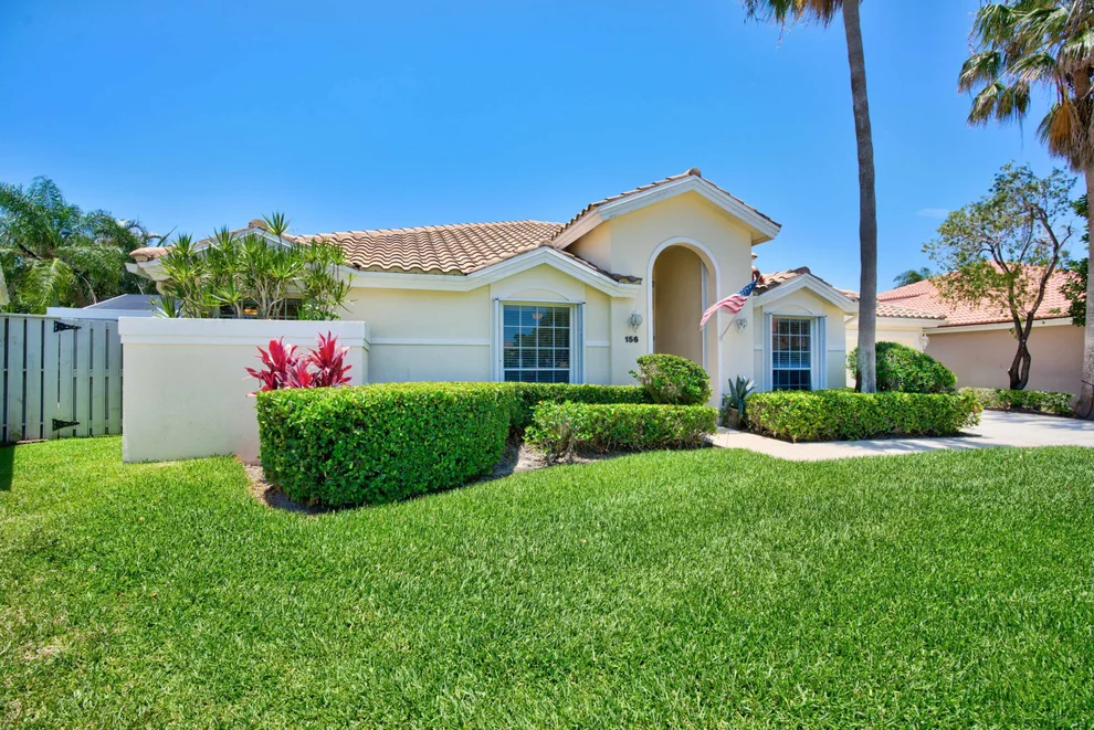 Unit for sale at 156 Eagleton Court, Palm Beach Gardens, FL 33418