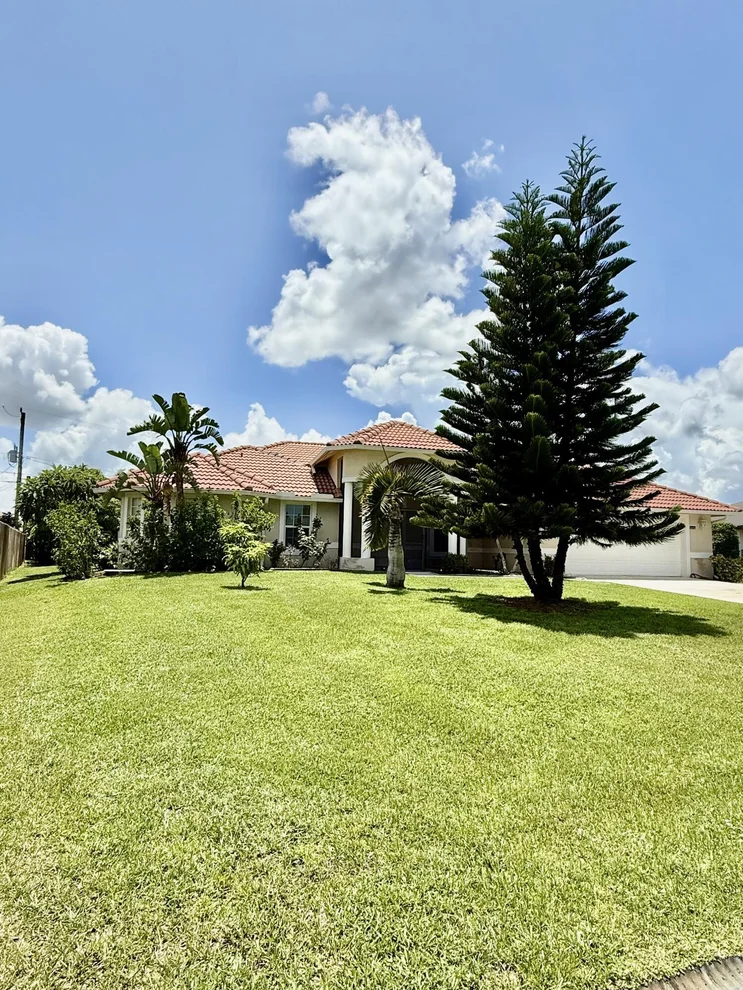 Unit for sale at 2810 SE Tate Avenue, Port St Lucie, FL 34984