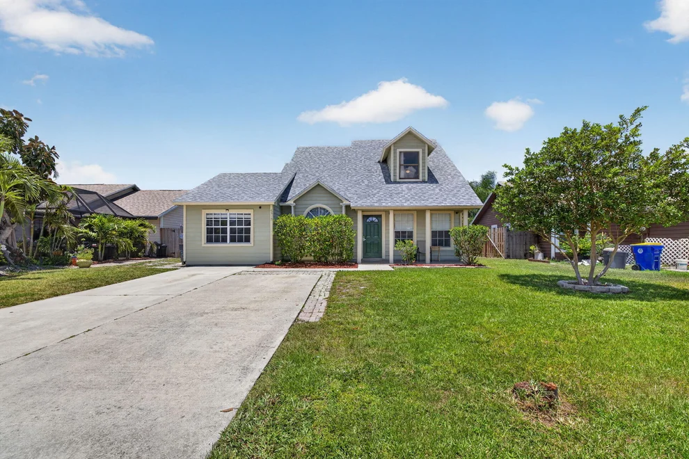 Unit for sale at 5919 SE Pine Drive, Stuart, FL 34997