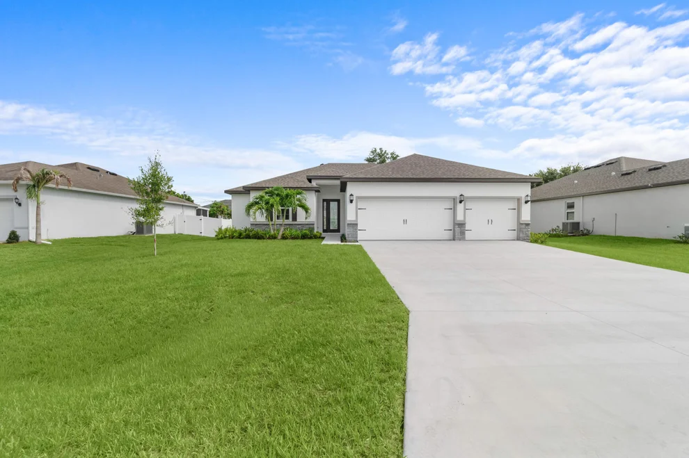 Unit for sale at 9166 103RD Court, Vero Beach, FL 32967