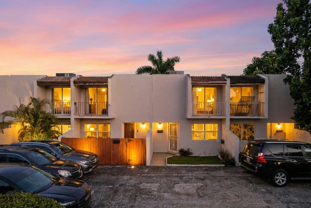 Unit for sale at 5909 SW 36th Court, Davie, FL 33314