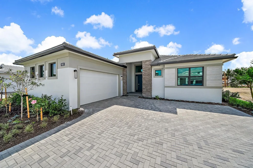Unit for sale at 9513 St Germain Drive, Palm Beach Gardens, FL 33412