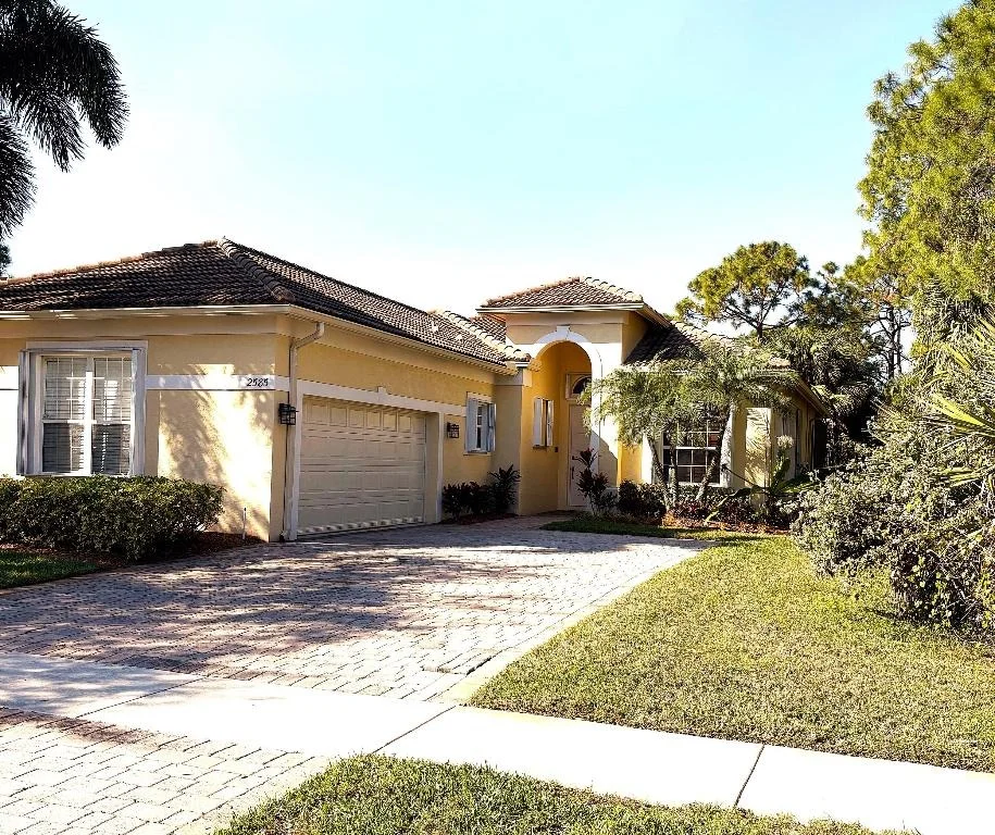 Unit for sale at 2585 SE Stonebriar Way, Stuart, FL 34997