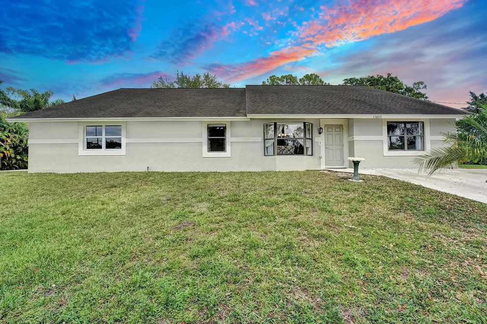 Unit for sale at 13653 62nd Court N, The Acreage, FL 33412