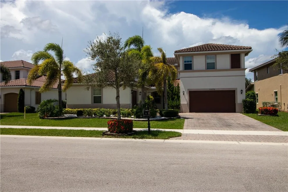 Unit for sale at 11875 NW 81st Court, Parkland, FL 33076