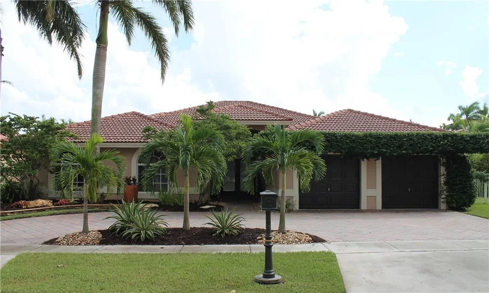 Unit for sale at 17258 SW 13th Street, Pembroke Pines, FL 33029