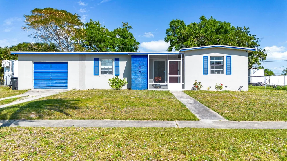 Unit for sale at 105 SE Naranja Avenue, Port St Lucie, FL 34983