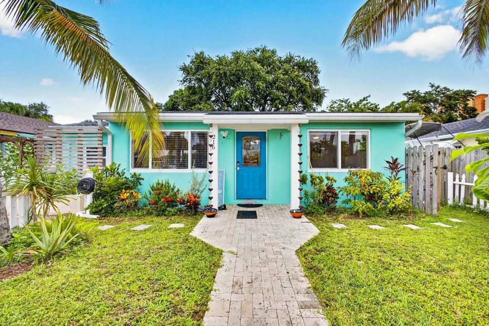 Unit for sale at 216 E 24th Street, Riviera Beach, FL 33404