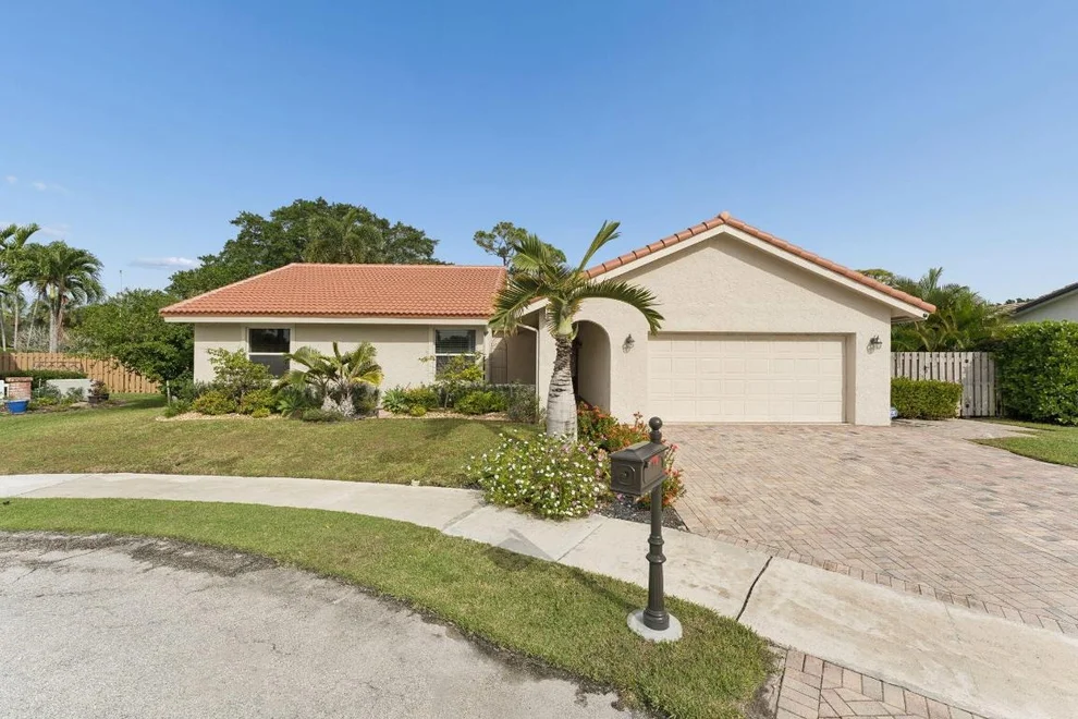 Unit for sale at 2415 NW 31st Street, Boca Raton, FL 33431