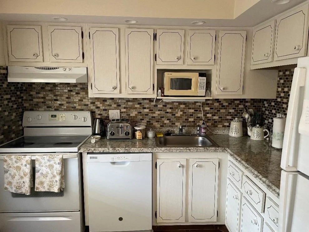Unit for sale at 7410 NW 1st Street, Margate, FL 33063