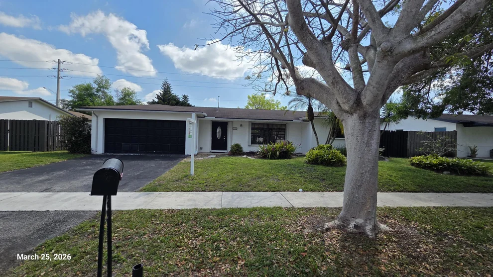 Unit for sale at 5110 SW 101st Avenue, Cooper City, FL 33328