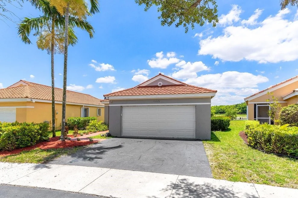 Unit for sale at 1665 Salerno Circle, Weston, FL 33327