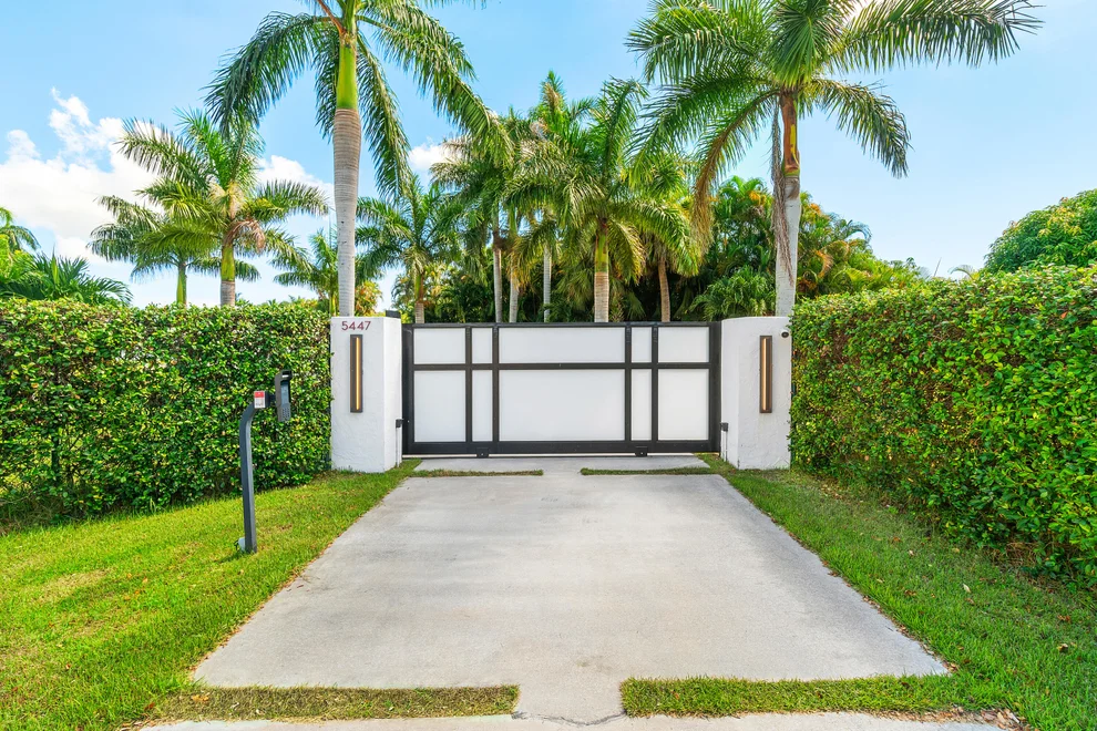 Unit for sale at 5447 Center Street, Jupiter, FL 33458