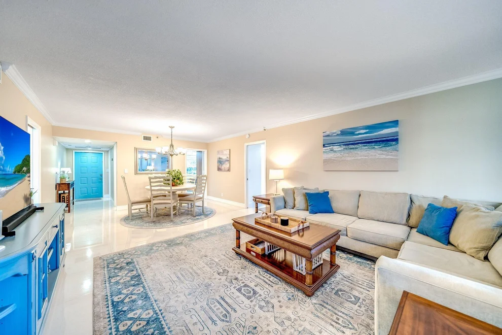 Unit for sale at 625 Oaks Drive, Pompano Beach, FL 33069