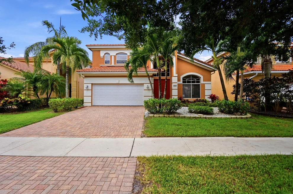 Unit for sale at 421 Gazetta Way, West Palm Beach, FL 33413