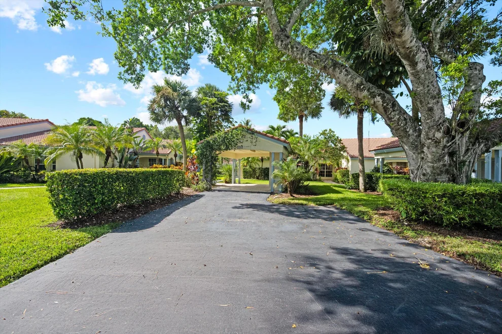 Unit for sale at 2244 Las Casitas Drive, Wellington, FL 33414