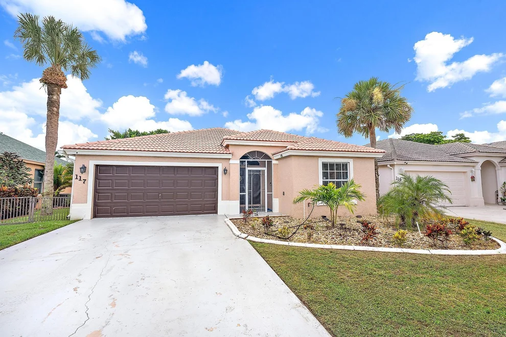 Unit for sale at 117 Derby Lane, Royal Palm Beach, FL 33411
