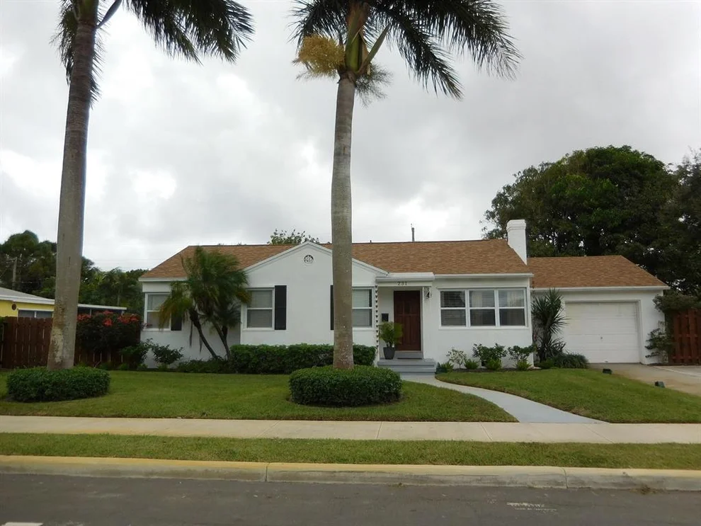 Unit for sale at 231 Columbia Drive, Lake Worth Beach, FL 33460