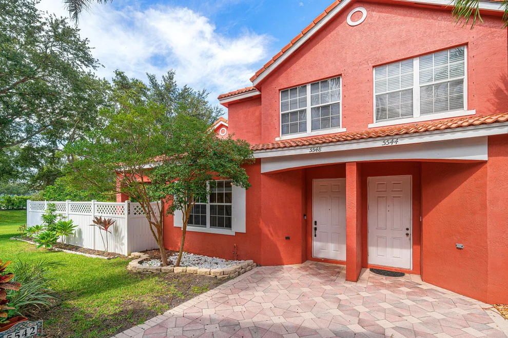 Unit for sale at 5548 Boynton Gardens Drive, Boynton Beach, FL 33437