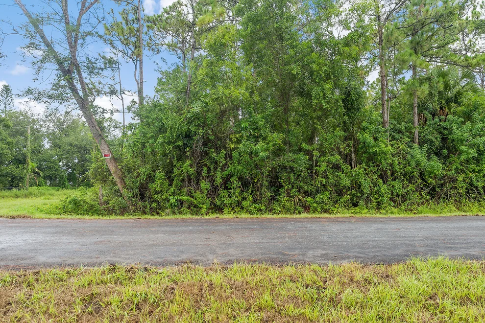 Unit for sale at 00000 Derby Drive E, Loxahatchee, FL 33470
