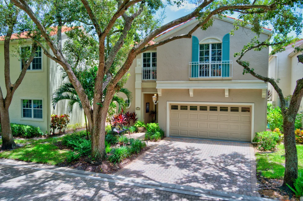 Unit for sale at 41 Via Verona, Palm Beach Gardens, FL 33418