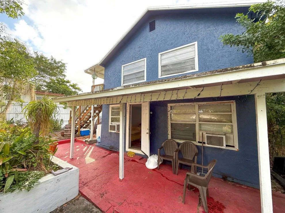 Unit for sale at 920 Selkirk Street, West Palm Beach, FL 33405