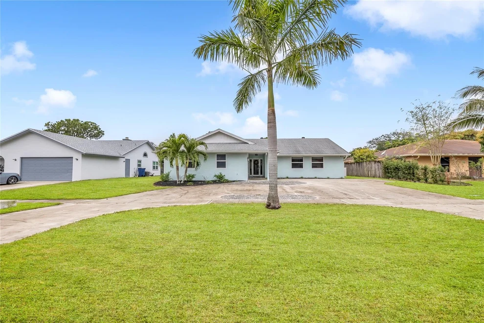 Unit for sale at 218 Ponce De Leon Street, Royal Palm Beach, FL 33411