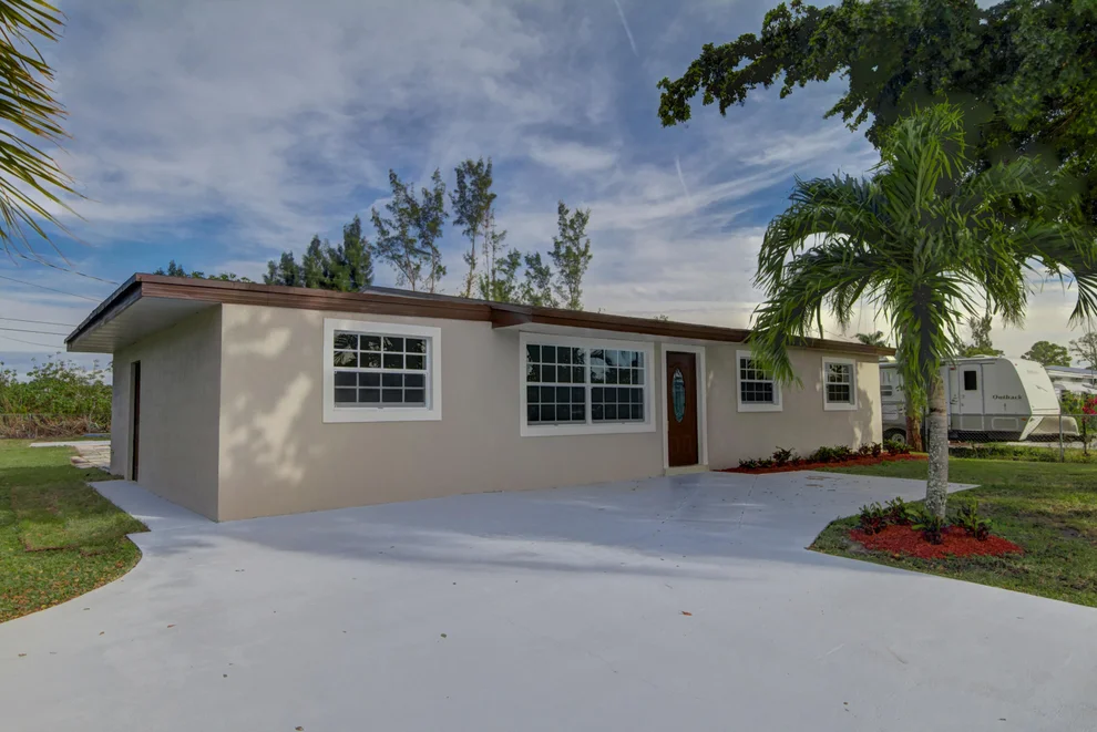Unit for sale at 842 Mango Drive, West Palm Beach, FL 33415