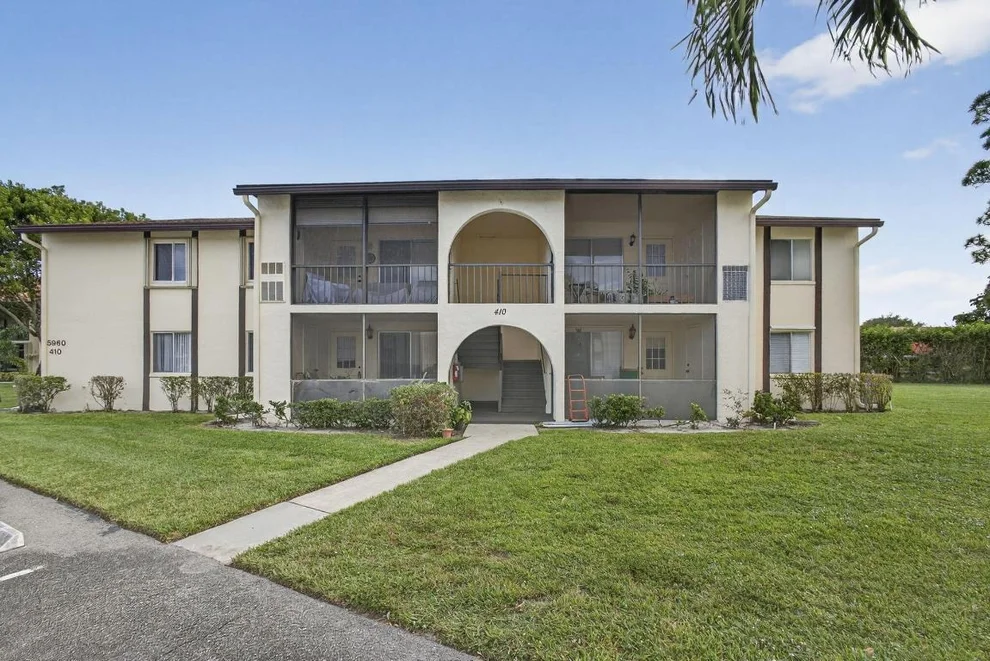 Unit for sale at 5960 Whispering Pine Way, Greenacres, FL 33463