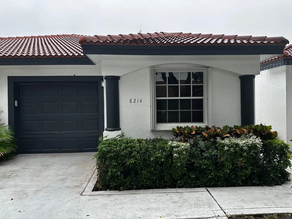 Unit for sale at 8214 Via Di Veneto, Boca Raton, FL 33496