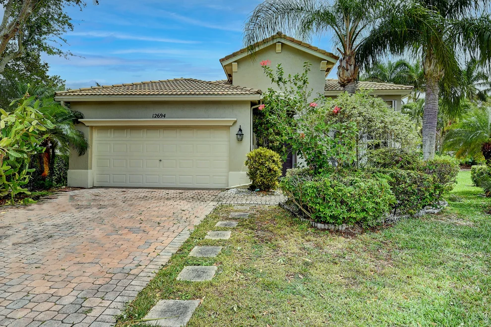 Unit for sale at 12694 Via Lucia, Boynton Beach, FL 33436