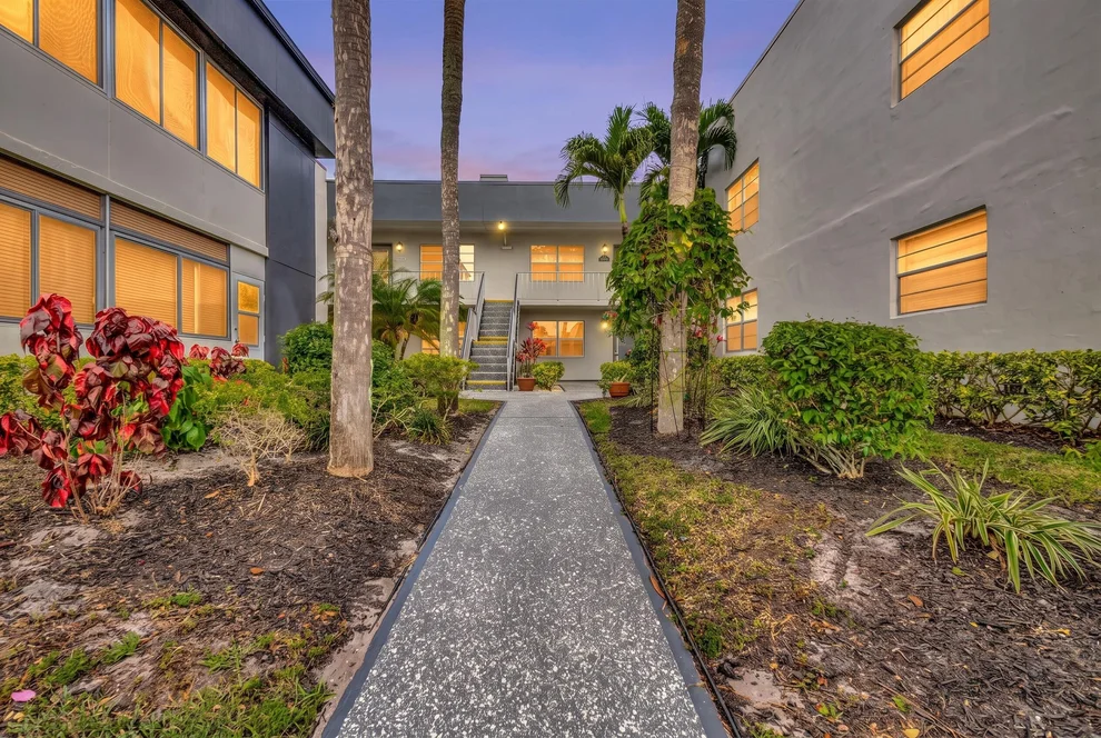 Unit for sale at 370 BURGUNDY H, Delray Beach, FL 33484