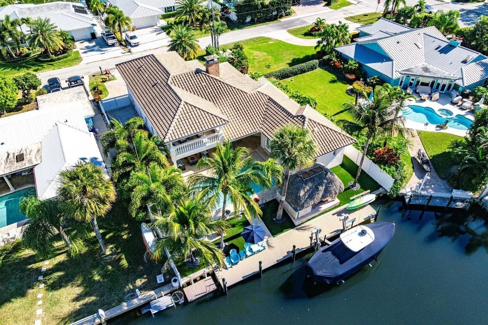 Unit for sale at 906 Dolphin Drive, Jupiter, FL 33458